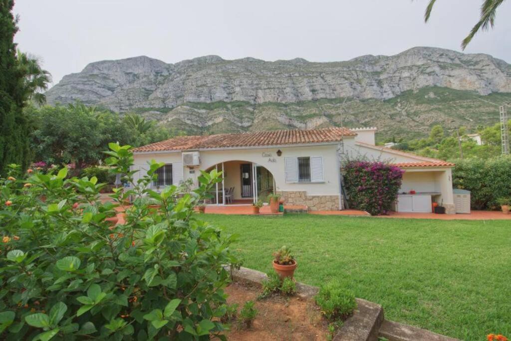 Agradable Casa Con Piscina Privada Y Jardin Villa เดเนีย ภายนอก รูปภาพ