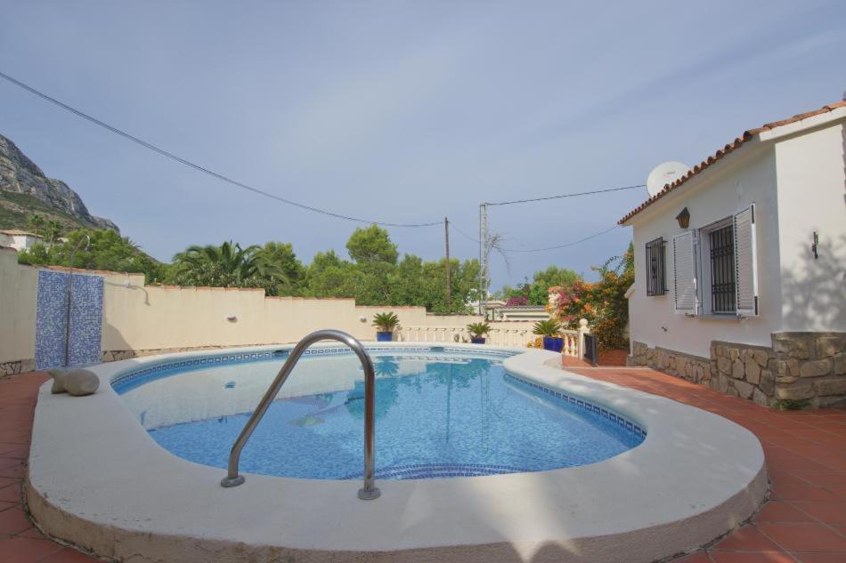 Agradable Casa Con Piscina Privada Y Jardin Villa เดเนีย ภายนอก รูปภาพ